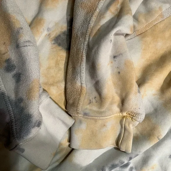 Nike Men's Size Large Tie-Dye Hooded Sweatshirt in Cream, Yellow and Gray - Picture 7 of 8